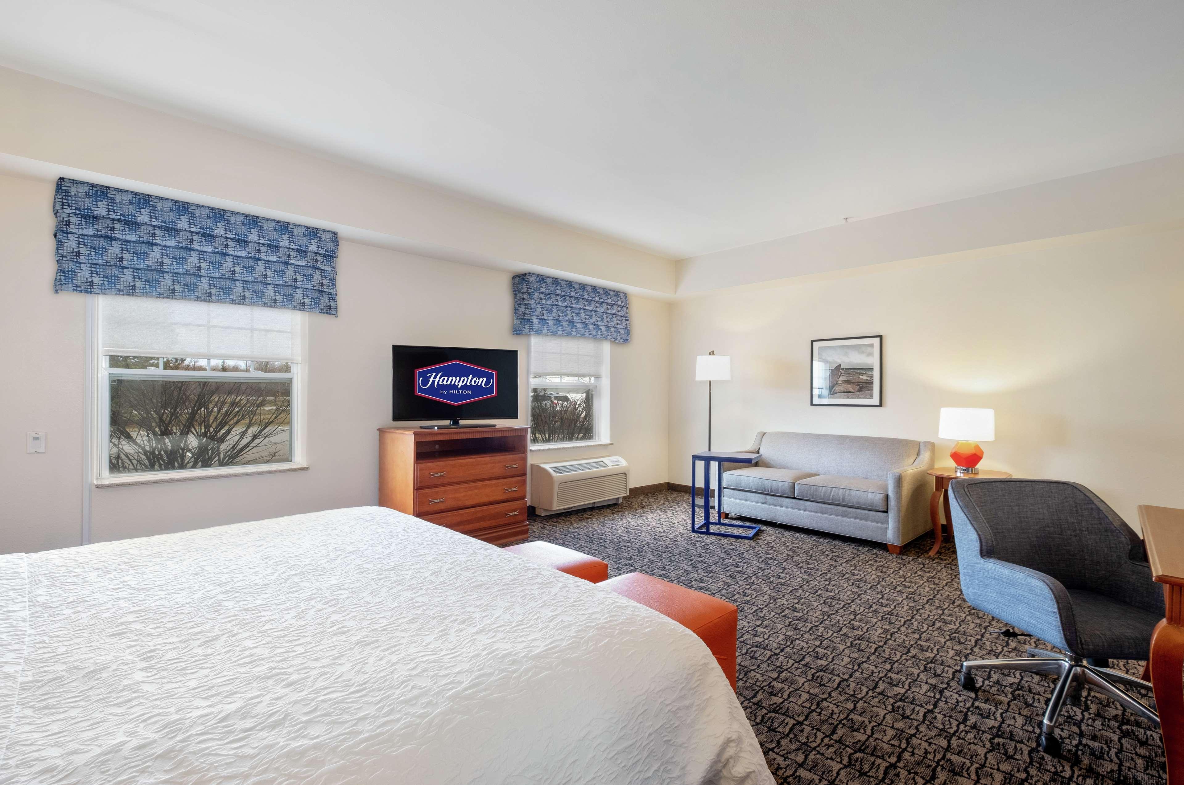 Hampton Inn & Suites Rockland Thomaston Exterior photo