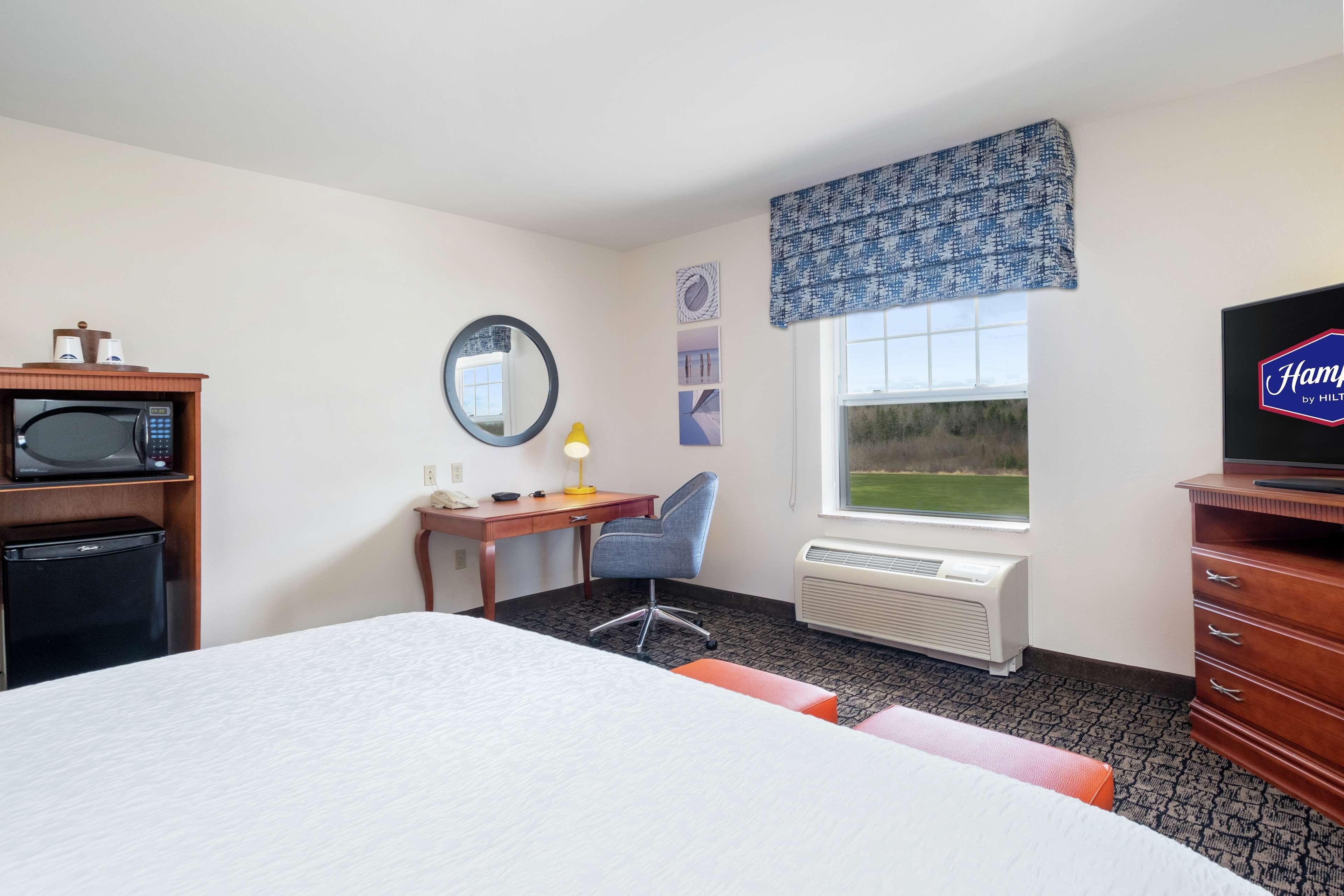 Hampton Inn & Suites Rockland Thomaston Exterior photo