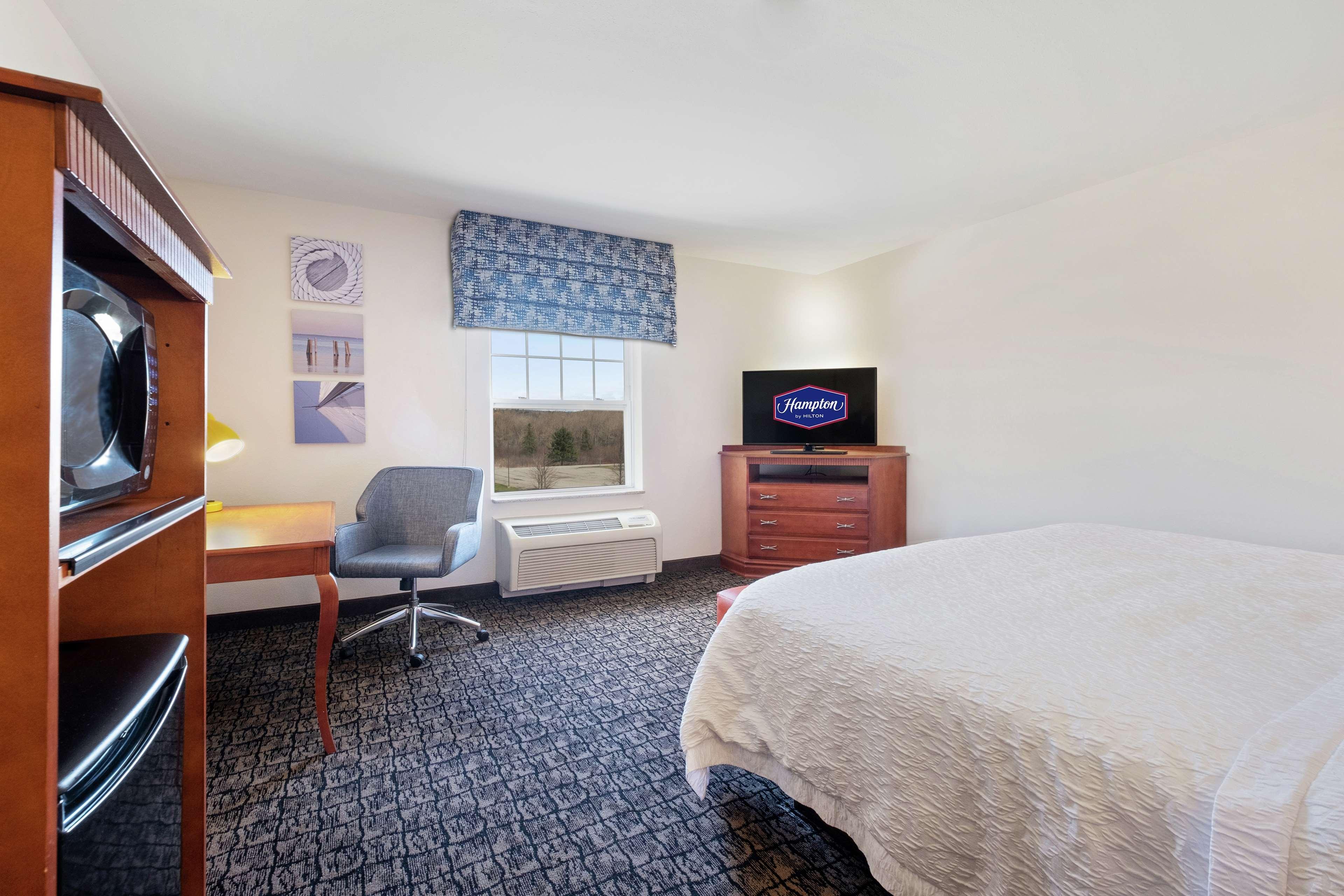 Hampton Inn & Suites Rockland Thomaston Exterior photo