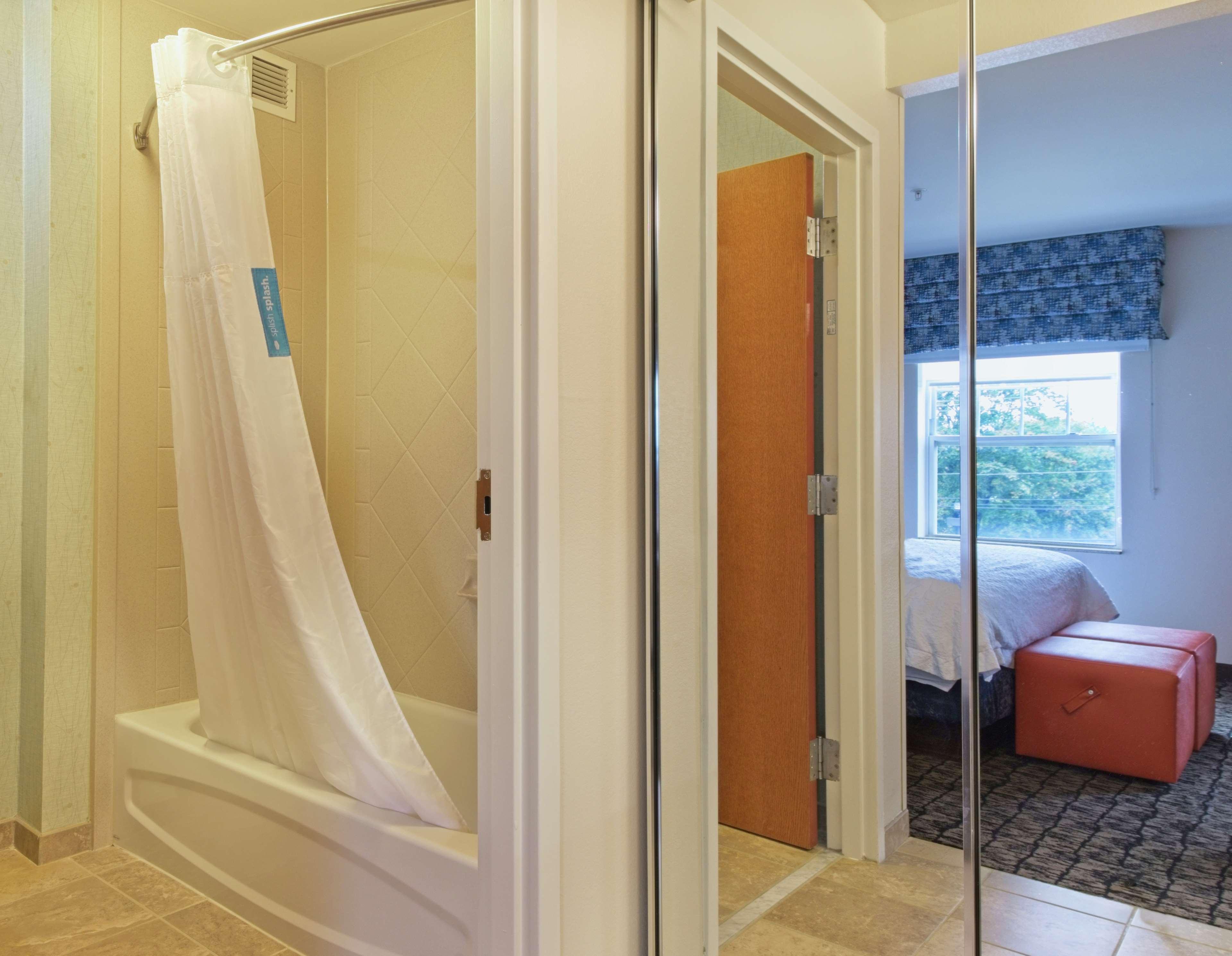 Hampton Inn & Suites Rockland Thomaston Exterior photo