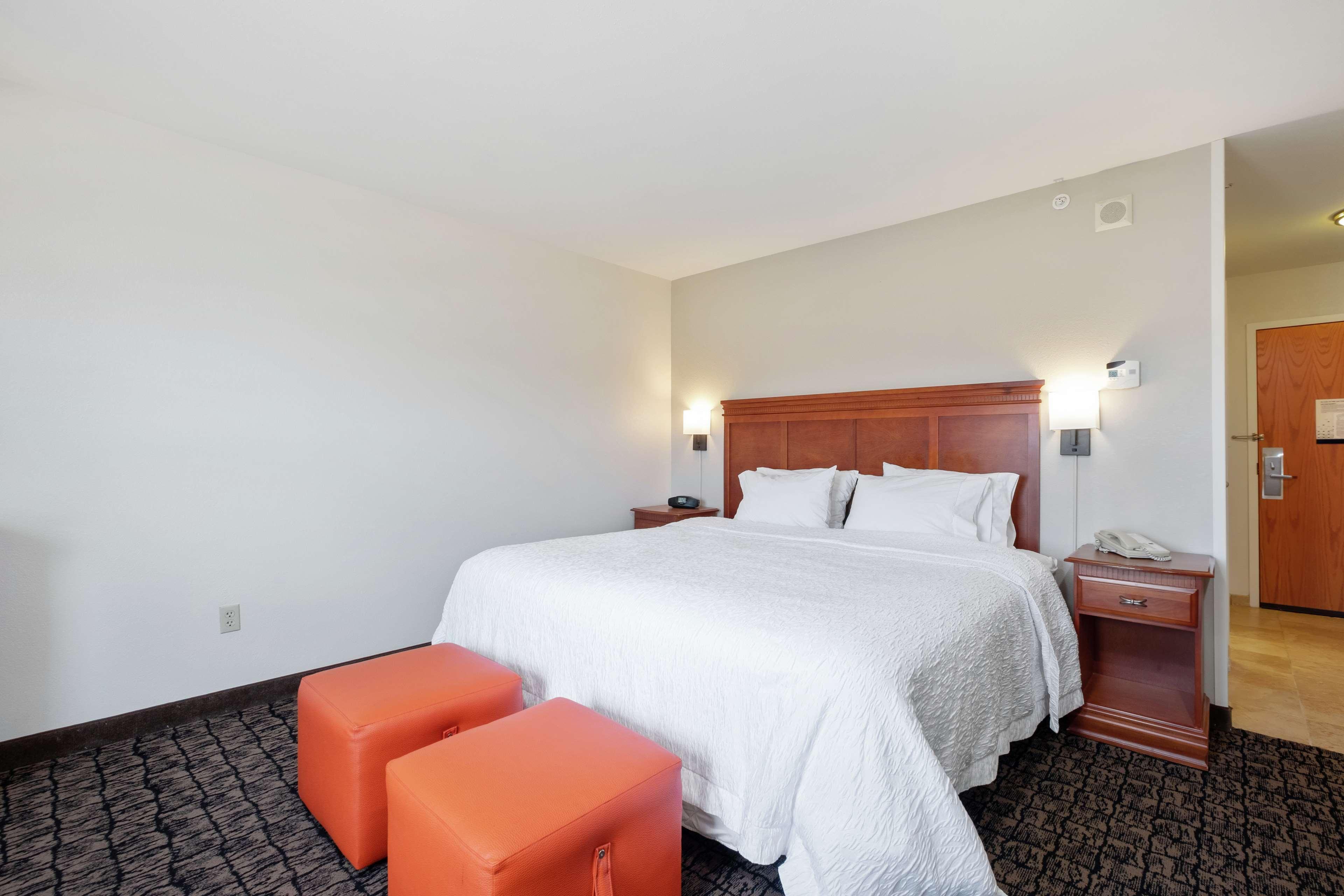 Hampton Inn & Suites Rockland Thomaston Exterior photo