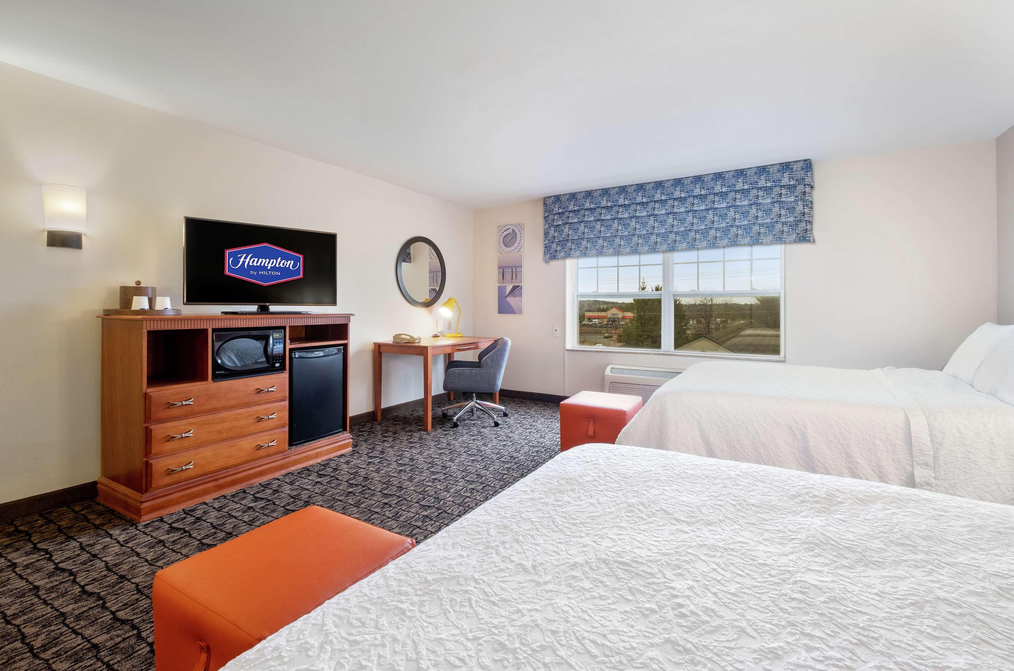 Hampton Inn & Suites Rockland Thomaston Exterior photo