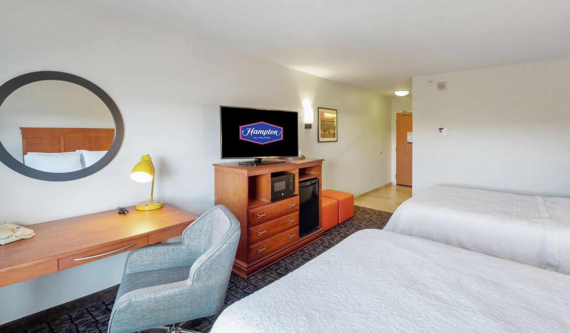 Hampton Inn & Suites Rockland Thomaston Exterior photo