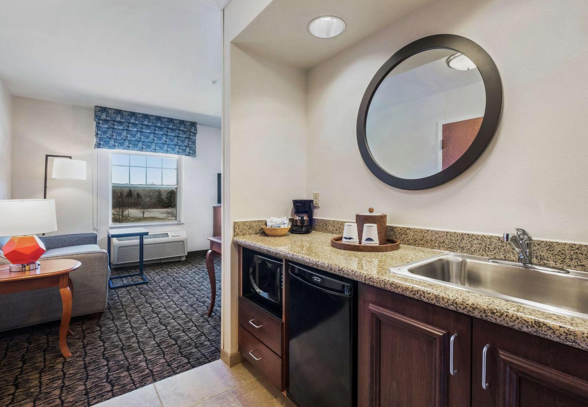 Hampton Inn & Suites Rockland Thomaston Exterior photo