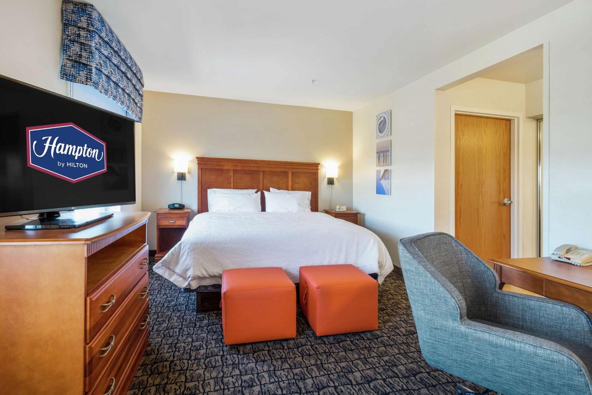 Hampton Inn & Suites Rockland Thomaston Exterior photo